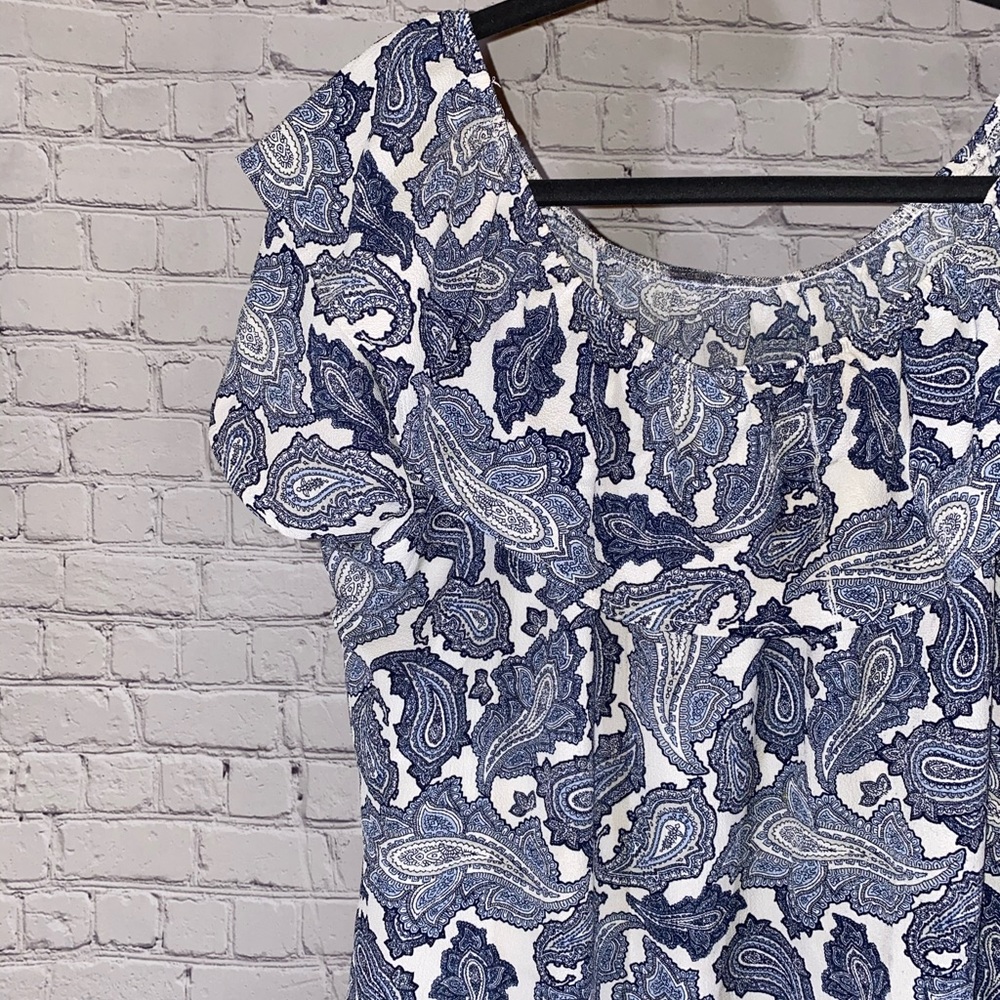 Women’s Ruffled Tunic Top - Picture 2 of 4